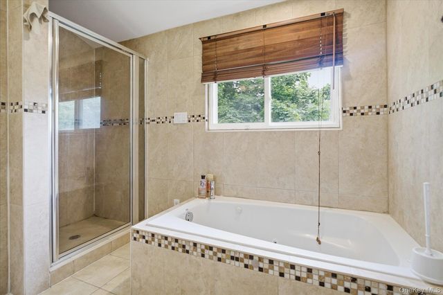 1020 Commack Road, Dix Hills, NY 11746