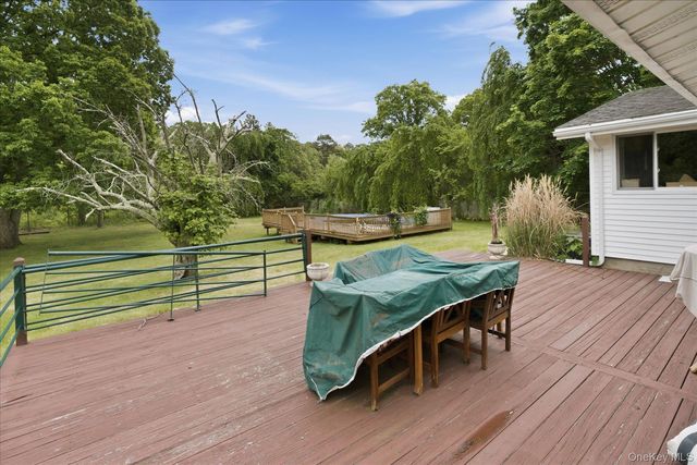 1020 Commack Road, Dix Hills, NY 11746