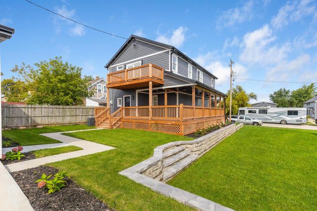 1107 Marshall AVENUE, South Milwaukee, WI 53172