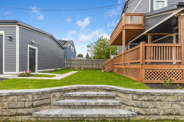 1107 Marshall AVENUE, South Milwaukee, WI 53172