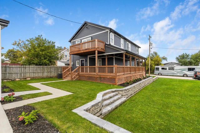 1107 Marshall AVENUE, South Milwaukee, WI 53172