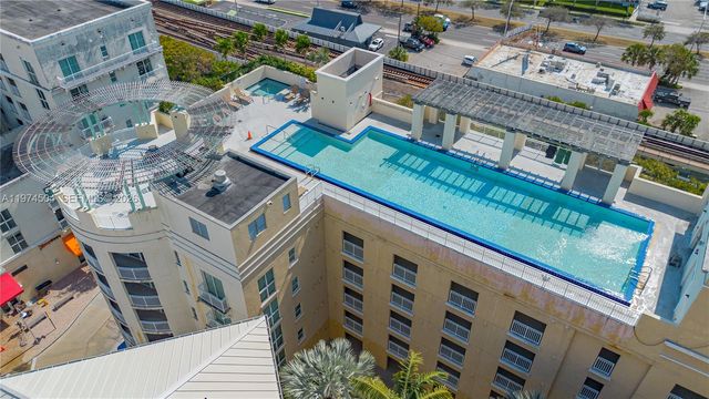 7290 SW 90th St 308, Miami, FL 33156