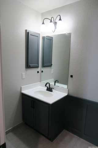 1402 Hunters Plane, San Antonio, TX 78245