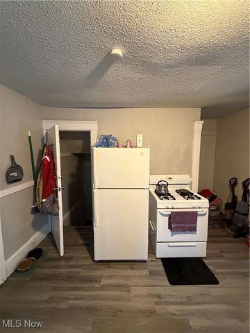 3841 W 39th Street, Cleveland, OH 44109