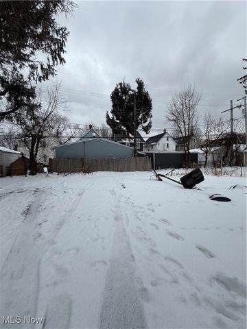 3841 W 39th Street, Cleveland, OH 44109