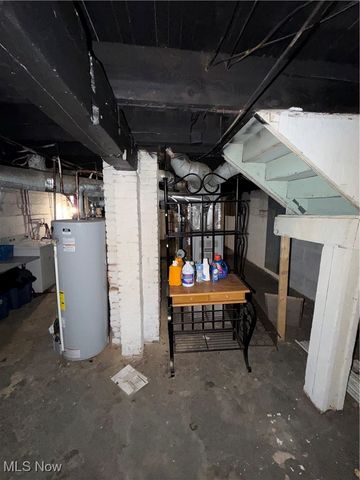 3841 W 39th Street, Cleveland, OH 44109