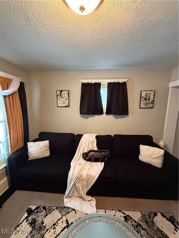 3841 W 39th Street, Cleveland, OH 44109