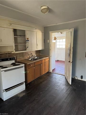 29 Circle Drive, Reidsville, NC 27320