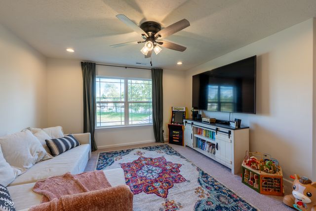 604 Donegal Drive, Pendleton, IN 46064