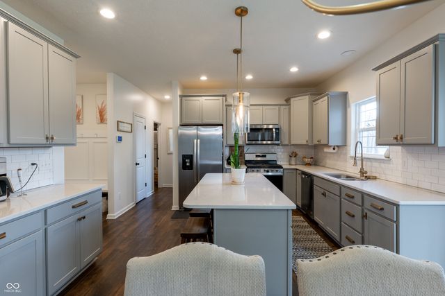 604 Donegal Drive, Pendleton, IN 46064