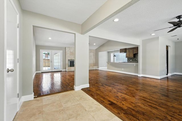 3474 Whirlaway Road, Dallas, TX 75229