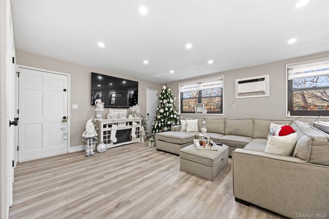 160-08 16th Avenue 2nd Floor, Whitestone, NY 11357