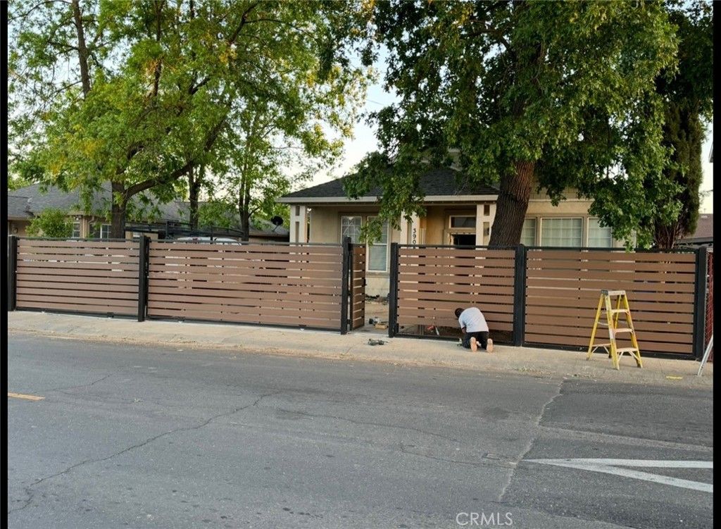 3904 23rd Avenue, Sacramento, CA 95820