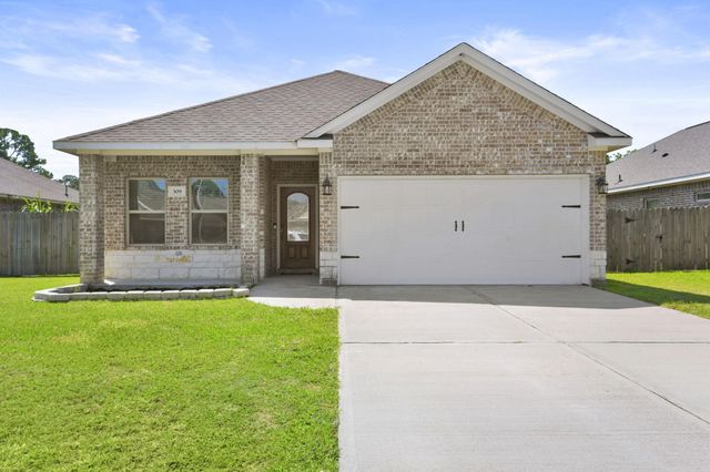 309 Carlos Leal Drive, Dayton, TX 77535