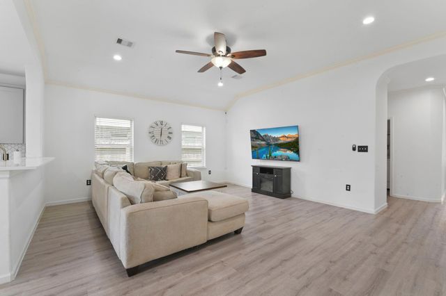 309 Carlos Leal Drive, Dayton, TX 77535