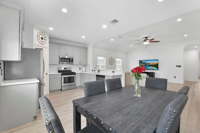 309 Carlos Leal Drive, Dayton, TX 77535