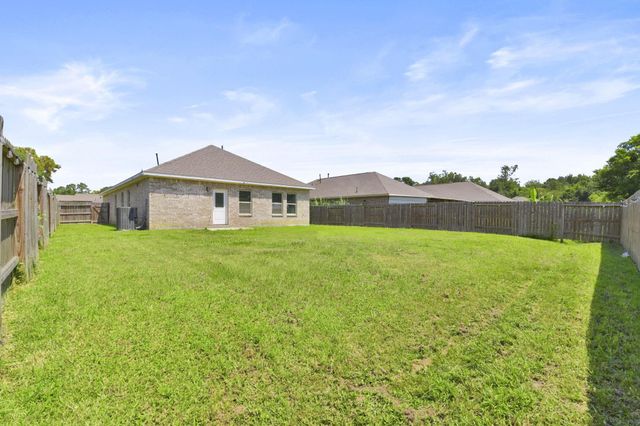 309 Carlos Leal Drive, Dayton, TX 77535