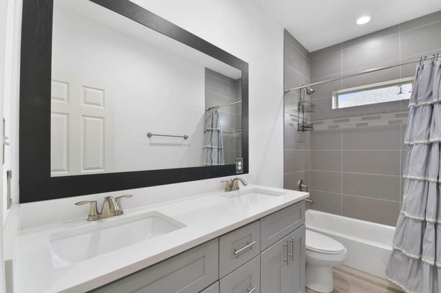 309 Carlos Leal Drive, Dayton, TX 77535