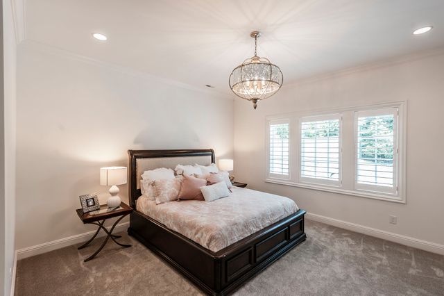 309 Hurt Rd, Hendersonville, TN 37075
