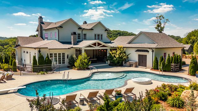 309 Hurt Rd, Hendersonville, TN 37075