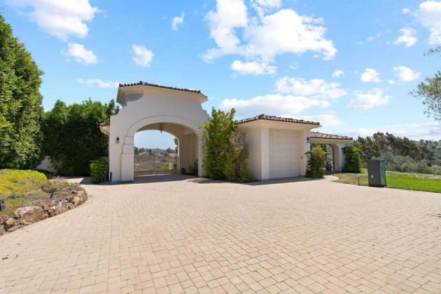 5171 Del Mar Mesa Road, San Diego, CA 92130