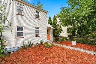 127 Sunnyside Ave, Arlington, MA 02474