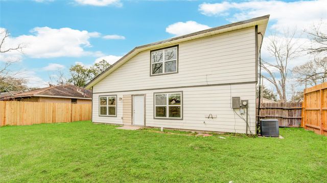 2806 N Brompton Drive, Pearland, TX 77584