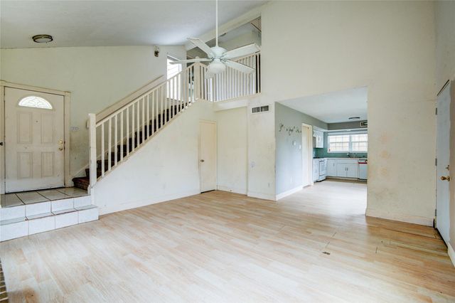 2806 N Brompton Drive, Pearland, TX 77584