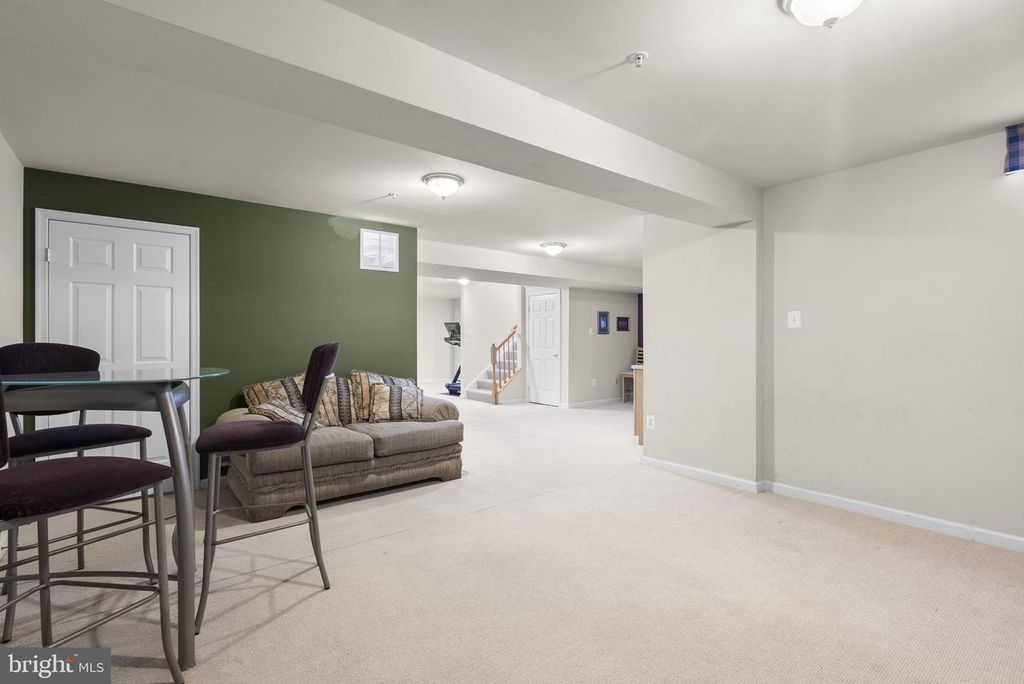 Image 31 of property listing at 17803 MERINO DR, Accokeek, MD 20607