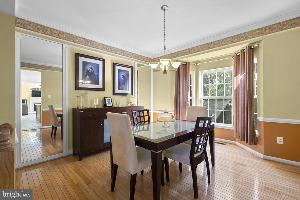 Image 8 of property listing at 17803 MERINO DR, Accokeek, MD 20607