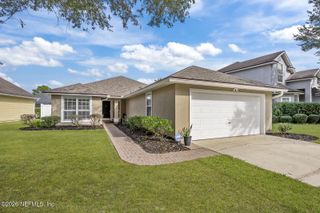 909 THOROUGHBRED Drive, Orange Park, FL 32065