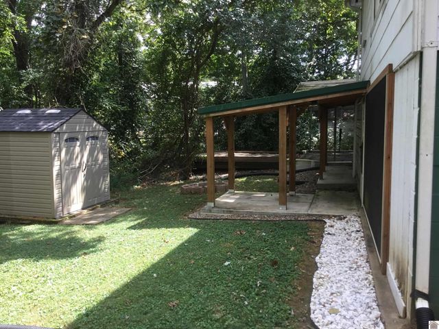 931 Pine Street, Benton, KY 42025