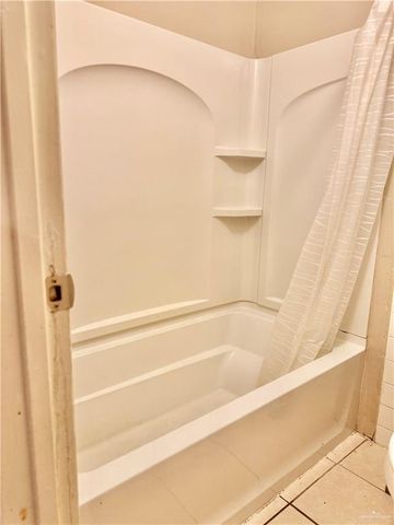 3415 N Kenyon Road 3, Edinburg, TX 78542