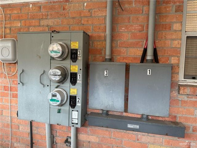 3415 N Kenyon Road 3, Edinburg, TX 78542