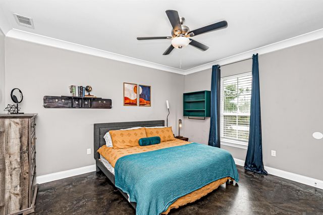 1502 Lamotte Ln, Port Allen, LA 70767
