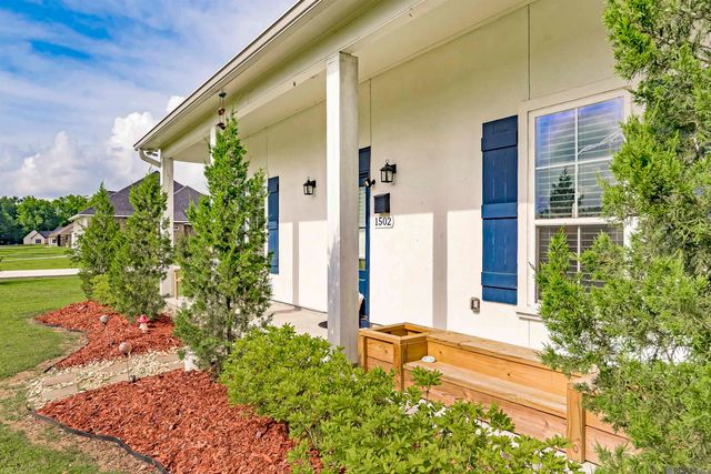 1502 Lamotte Ln, Port Allen, LA 70767