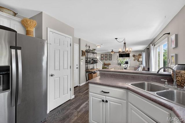 10 Francis Avenue, Valley Park, MO 63088