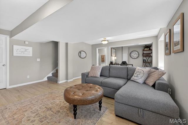 10 Francis Avenue, Valley Park, MO 63088