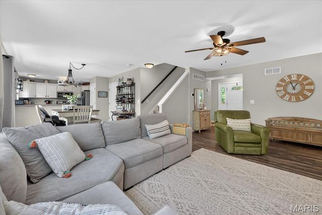 10 Francis Avenue, Valley Park, MO 63088