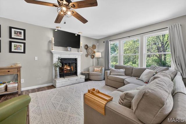 10 Francis Avenue, Valley Park, MO 63088