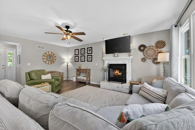 10 Francis Avenue, Valley Park, MO 63088