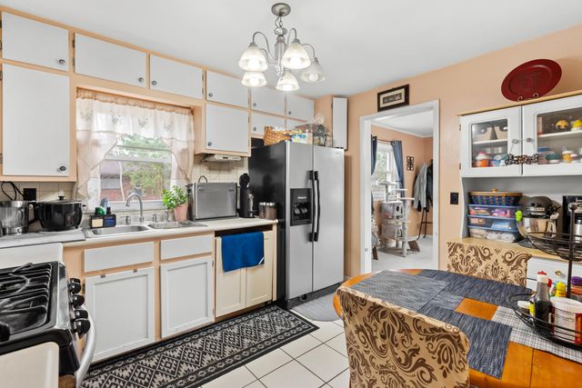 5210 Mission Avenue, Comstock Twp, MI 49048