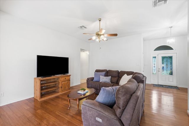 306 Oak Drive, Argyle, TX 76226