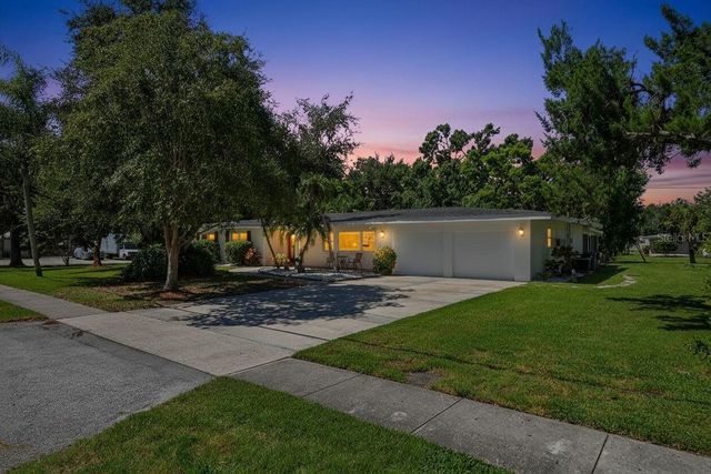 4808 RIVERWOOD AVENUE, Sarasota, FL 34231