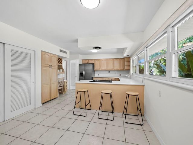 4808 RIVERWOOD AVENUE, Sarasota, FL 34231