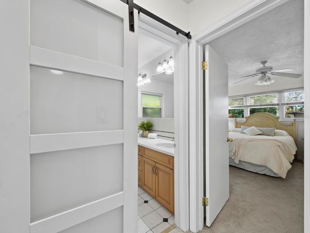 4808 RIVERWOOD AVENUE, Sarasota, FL 34231