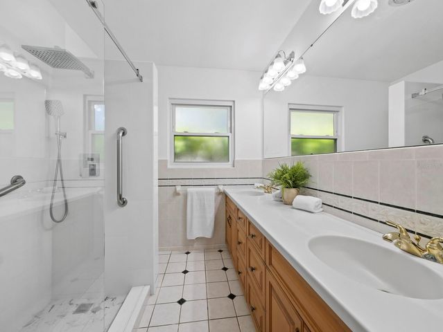 4808 RIVERWOOD AVENUE, Sarasota, FL 34231