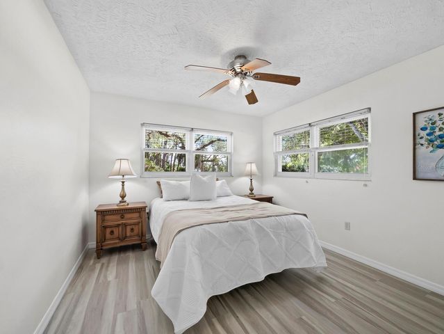 4808 RIVERWOOD AVENUE, Sarasota, FL 34231