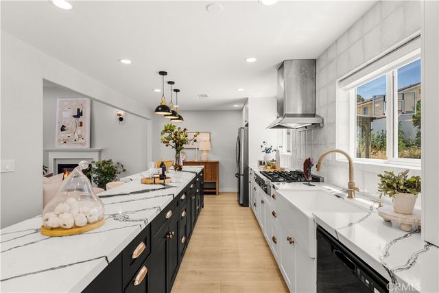 1135 Belbury Dr, Diamond Bar, CA 91789
