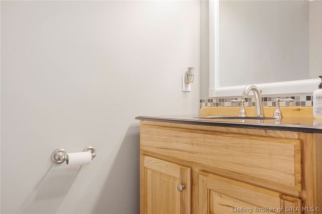 8298 W Chicken Run Road, Madison, IN 47250